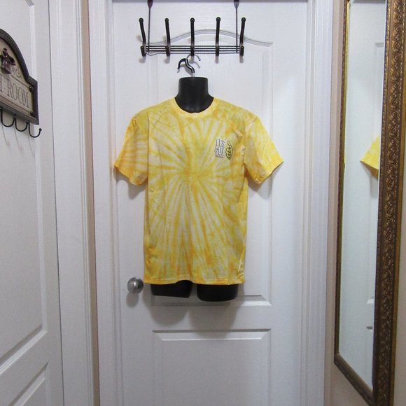 Mens Size Medium Short sleeve top NWOT - Picture 3 of 3